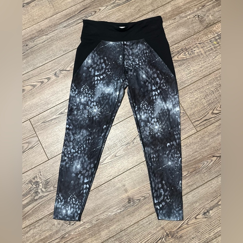 Betsey Johnson medium leggings Athleisure performance pants